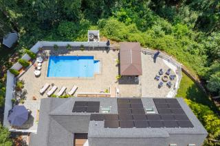 Retreat Luxury Home West Barnstable - 2