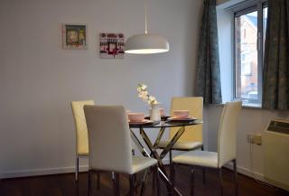 2 Bedroom Apartment near historical Christchurch - 5