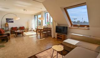 roofs of Berlin with Lift and Netflix - 3