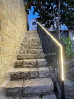 The Cherry House of Annaya, Villa Near St Charbel - 3