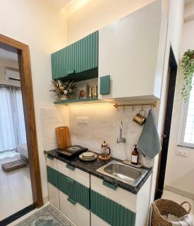 Aesthetic 1BHK , Couple Friendly ,With Balcony - 5
