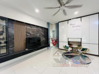 Sungai Long Party Bungalow 45 Pax - 20 Cars - Karaoke & Games - 3km to UTAR - 3