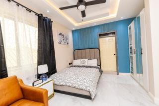 The Johnsons Residence - 6