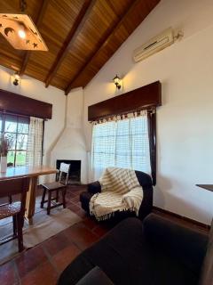 Casa rural con parrilla y parque - 9