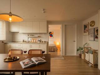 Mate Project 2BR Private House 5 Min Konkuk University Station Seongsu Up to 9 Guests - 0