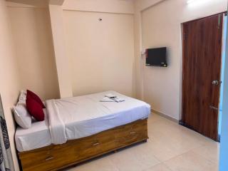 Surabhi Comforts Inn - 8