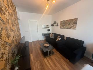 Cozy Ivory Studio - 8