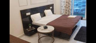 Craviq Hotels -1 - 1