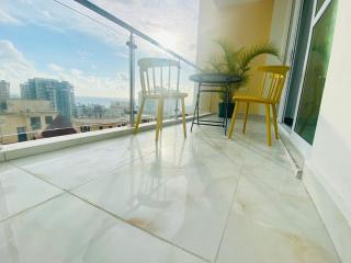 Seaview 3 br AC pool 3 min walk to beach Allensuite - 6