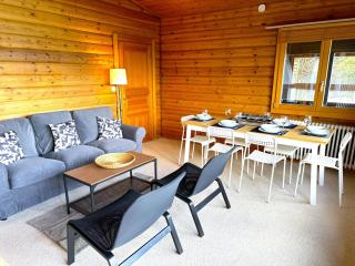 Lake Thun Alps Scenic Views and Concierge by SwissHut - 5