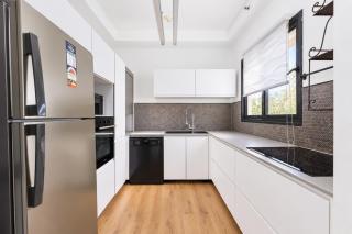 Sunset Beach 4 BR Seaview - 1