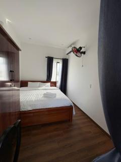 libraryhousehoian - 6