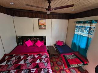 Baramas homestay chopta - 3