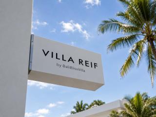 Villa Reif 2 Canggu, Luxury poolvilla, 2 bedrooms, 100m2, near beach, central & quiet location - 1