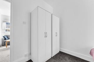 Affordable 1-Bedroom Stay in Blackpool - 8
