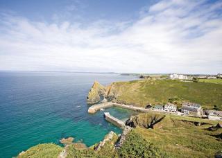Mullion Cove Coastal Retreat - Mullion - 2