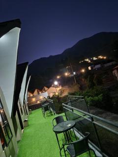 Four Mansion Resort Coffee & Karaoke - 0