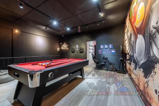 KL Town Homestay 16 Pax - Karaoke, VR & Racing Games - 1