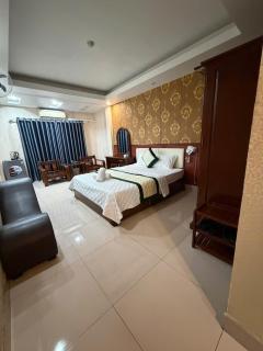 Hotel Lucky 18 Hải Phòng - 1