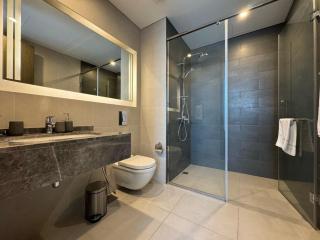 Close to City Center , 1-Bedroom Apartment for Rent in Seef, Bahrain - 3
