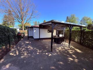 Veluwe Chalet - Fenced Private Garden - with Airco - Recreational only - 50 mins from Amsterdam by car - 3