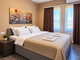 La Vista Luxury Apartments - 0