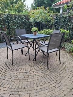 Modern Veluwe Chalet - Private Garden - with Airco - Recreational only - 50 mins from amsterdam by car - 3