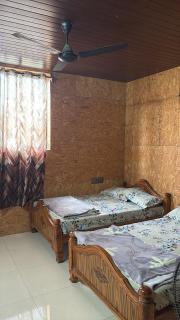 Pine feel Kammanahalli 8 ppl stay - 2