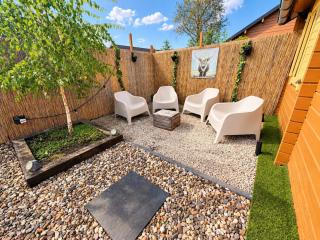 Rustic Western Ranch House with private garden and jacuzzi between Amsterdam Haarlem and Schiphol Airport - 2