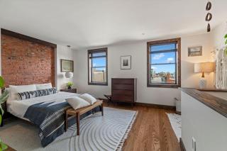 Trendy Fishtown with Spacious Backyard and Walking Distance to Bars and Cafes - 4