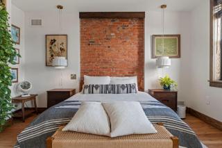 Trendy Fishtown with Spacious Backyard and Walking Distance to Bars and Cafes - 3