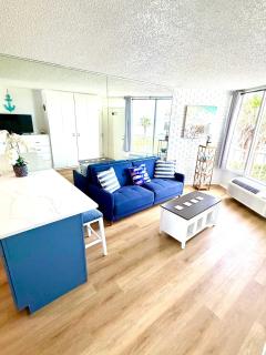 Beach Haven -Ocean View At Symphony Beach Club - 7