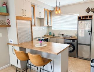 Mylas Cottage - 1