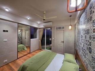 Gulzar Premium Stays - Beach view 2 BHK at Payyambalam - Fully Air-conditioned - 7