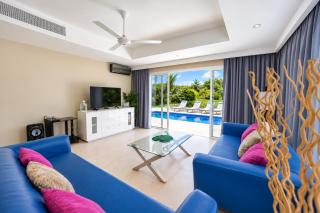 Private Iberosta Villa Fortuna - 4BDR, Pool & Private Beach - 0