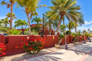 5BR Villa with Private Pool Near Palm Beach - 4