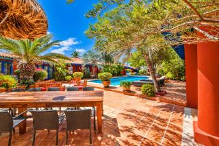 5BR Villa with Private Pool Near Palm Beach - 8