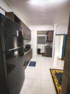 DHana Pantai Puteri Homestay - 9