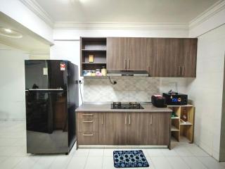 DHana Pantai Puteri Homestay - 3