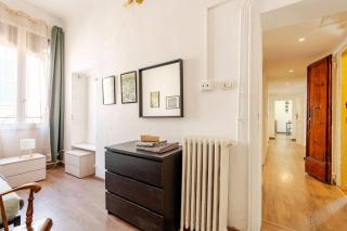 Bologna's Old Town Nouveau & Déco apartment 2 - 1
