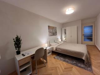 Clover Corner Prague 3 - 7