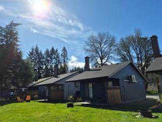 Riverside Resort & RV Park - 5