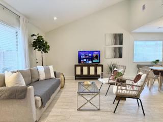 Super Cozy Entire House ABL Near Downtown - Book Now !! - 3