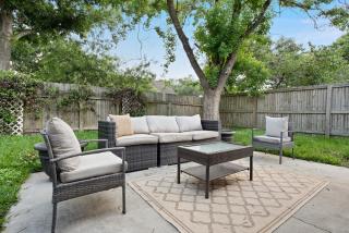 Super Cozy Entire House ABL Near Downtown - Book Now !! - 6