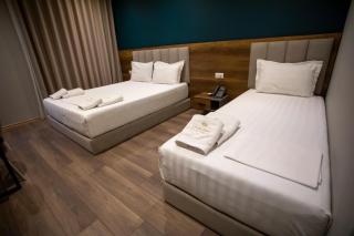 HOTEL CENTERPOINT Tirana - 2