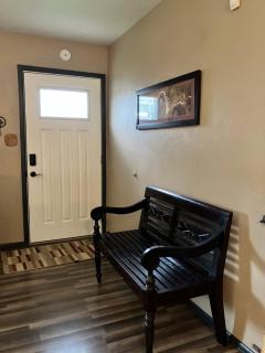 Spacious home away from home! - 1