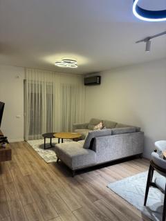 Gjakova City Apartments - 0