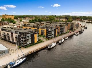 Exclusive apartment with river view - 8