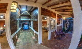 Romantic Beachfront Casita w Pool - AC - Sleeps 4 - 4