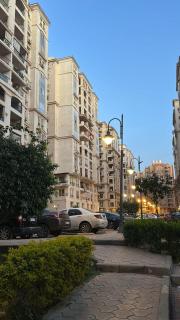 Luxury 4 Room Apartment in New Cairo - 5